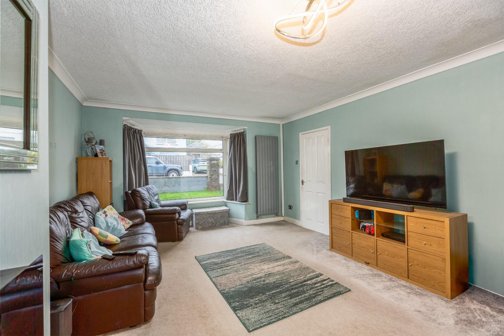 Slade Road, Newton, Swansea, SA3 4UE